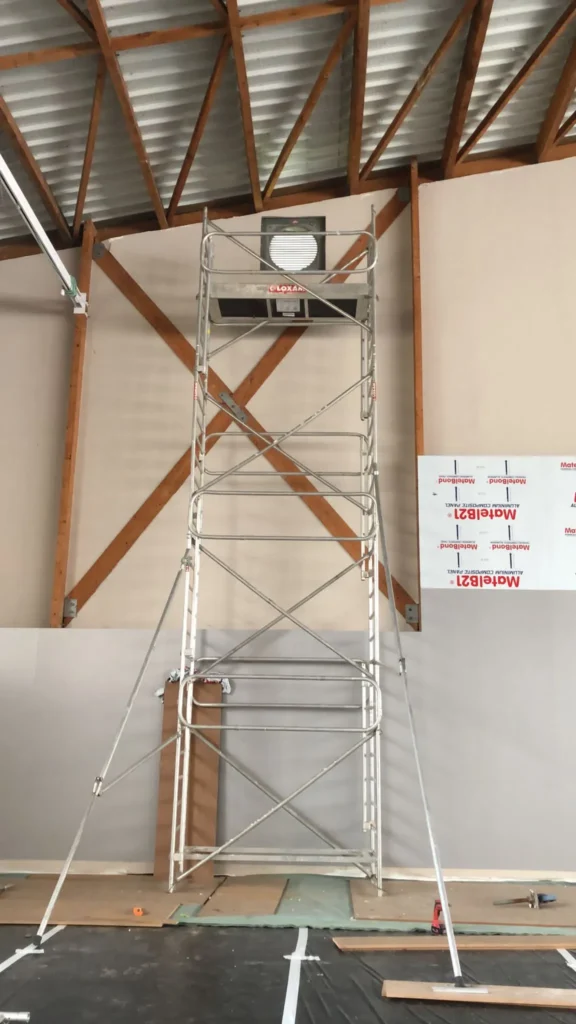 rennes-lot-menuiserie-protection-medium-habillage-aluminium-pignon-salle-sport