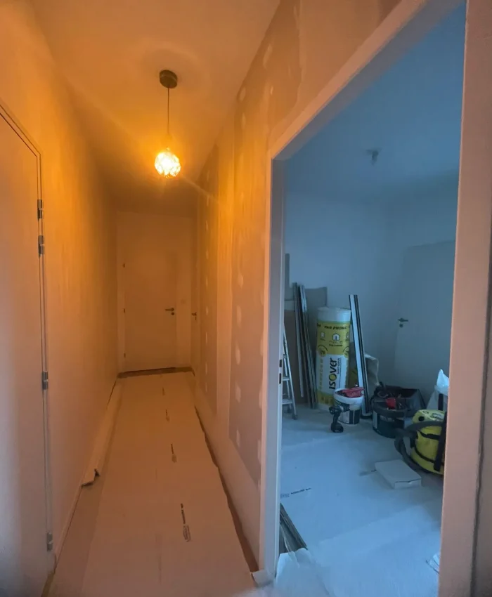 NANTES CENTRE (44) – DÉPLACEMENT DE CLOISONS